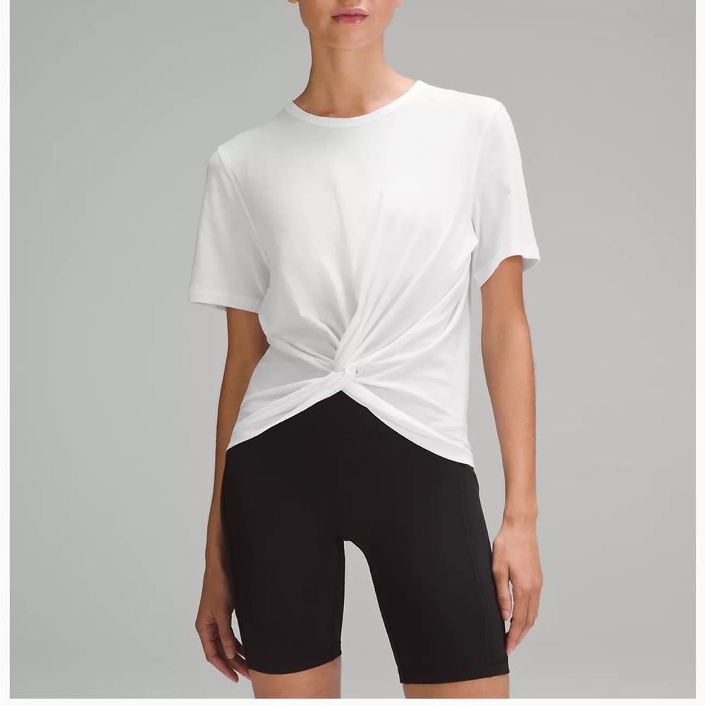 Lululemon Crescent Tee